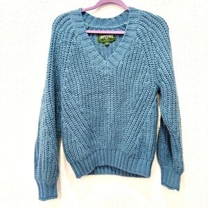American Eagle Outfitters Women's Blue V-Neck Sweater‎ XS